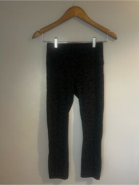 Lululemon Black Camo Print Leggings Size 2 High Rise Yoga Pants